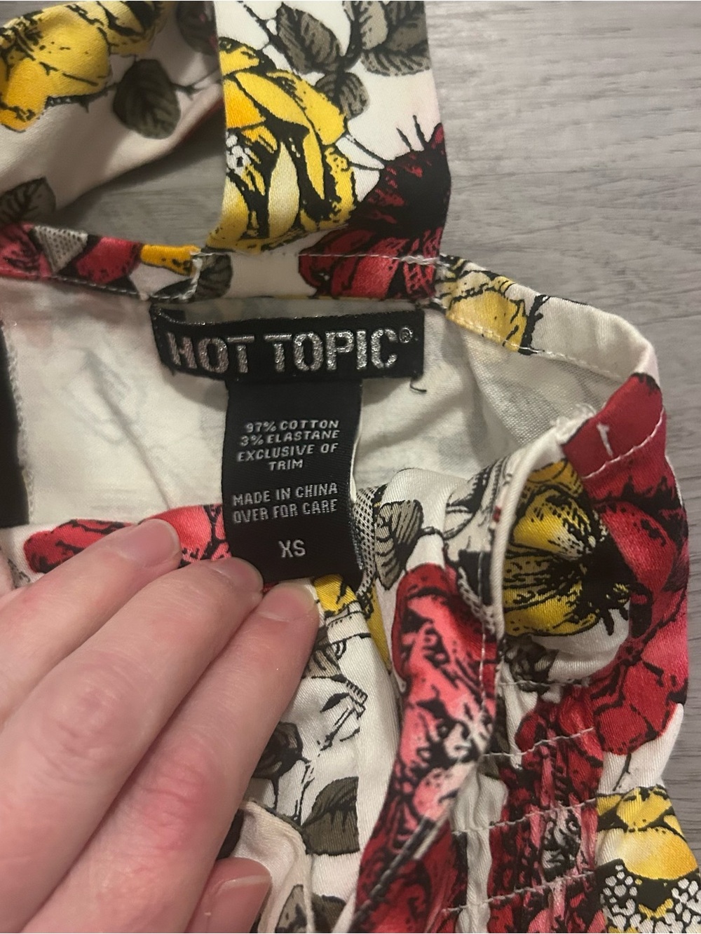 Hot Topic Dress - Picture 3 of 5